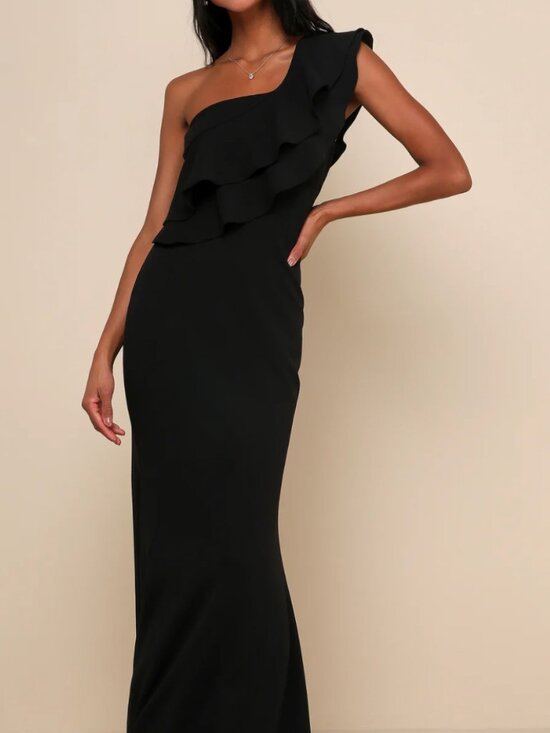 Lulus Dresses & Skirts - Lulu's Grand Beauty Black Ruffled One-Shoulder Mermaid Maxi Dress